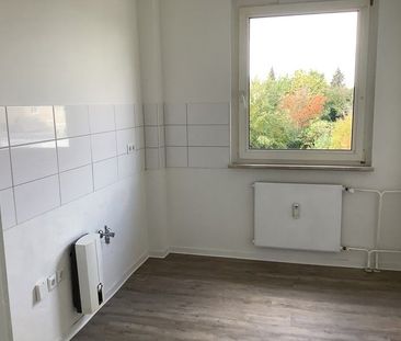 Wo das Leben so spielt - günstig geschnittene 3-Zi.-Wohnung mit Badewanne - Photo 3