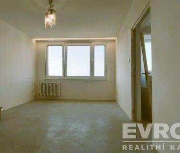 Pronájem bytu 3+1, 65 metrů plus balkon a sklep, Křenická Praha 10 - Photo 3