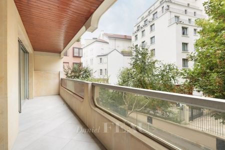 Appartement à louer à Paris 7Ème - Photo 4