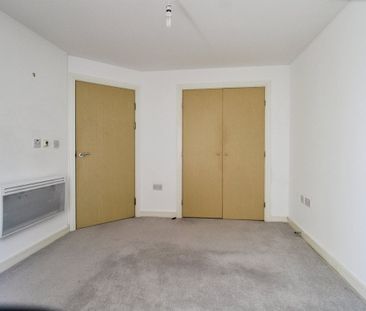 Overstone Court - Photo 6