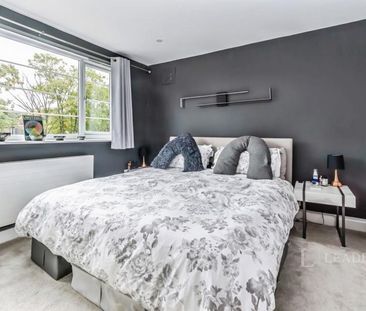 3 bedroom maisonette to rent Brighton Road, Purley, CR8 - Photo 6