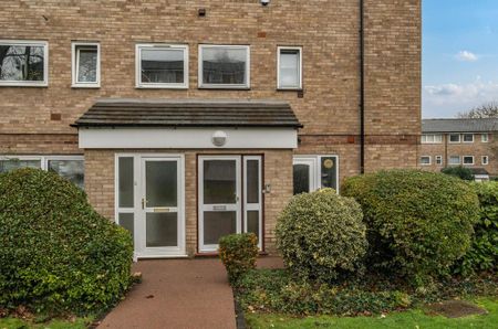 3 bedroom maisonette to rent - Photo 3