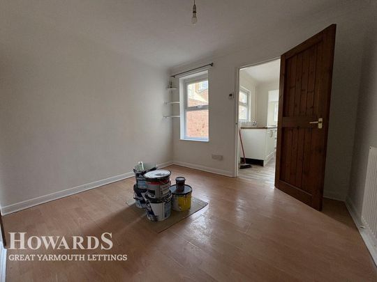 2 bedroom terraced house to rent - Photo 1