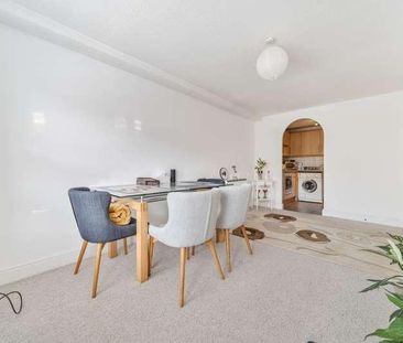 Juniper Court, Abingdon, OX14 - Photo 2