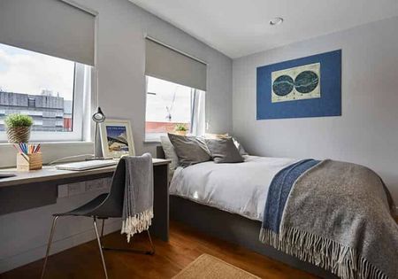 Gold En Suite - Photo 3