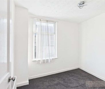 Dalmeny Street, St Michael's Hamlet, L17 - Photo 4