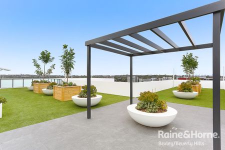 As new apartment - 2 BED PLUS STUDY - Photo 5