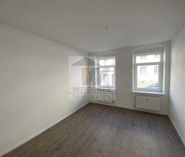 Sanierte 4 Raum Wohnung mit Balkon und Bad mit Wanne in Gera-Pforten! - Photo 6