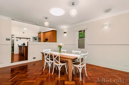 3 Bed, 1 Bath - Photo 5