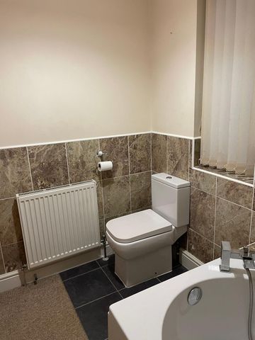 Filton Avenue, Filton - Photo 4