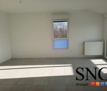 T3 AVEC BALCON ET TROIS PARKINGS - Photo 5