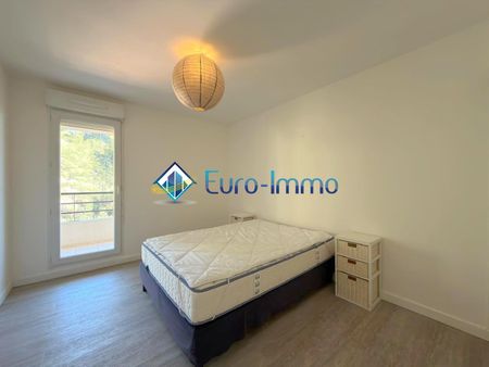 Location Appartement 2 pièces 45m² BEAUSOLEIL 06240 - Photo 2