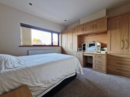 3 bedroom detached house to rent - Photo 5