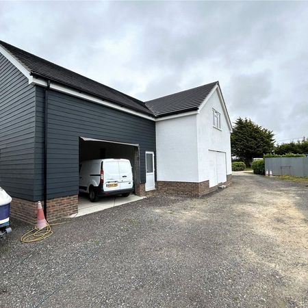 Property to rent - Photo 3