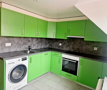 Industrie 34 3 pièces sous toit UN LOYER NET OFFERT - Foto 3