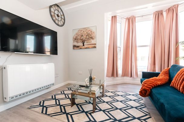 3 Bed Flat, Shirley High Street, SO16 - Photo 1