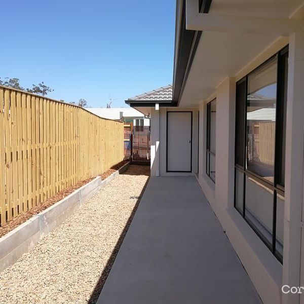 Spacious Family Home in Gainsborough Greens - Photo 1