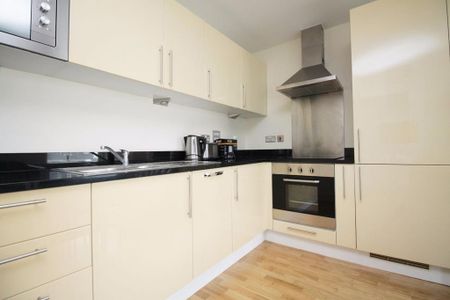 1 bedroom apartment to rent - Photo 2