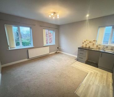 2 bedroom flat to rent - Photo 6