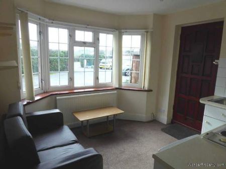 1 bedroom property to rent in Reading - Photo 5