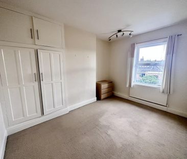 4 bedroom terraced house to rent - Photo 4