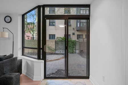 For Lease - 211 St Patrick Street Unit# 107, Toronto, Ontario - Photo 2