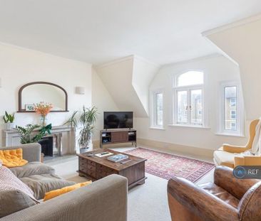 2 bedroom flat to rent - Photo 3