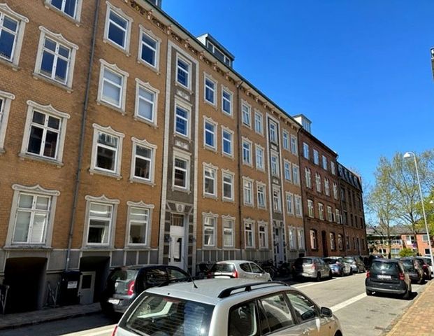 Skøn 2-værelses lejlighed i attraktivt kvarter - Foto 1