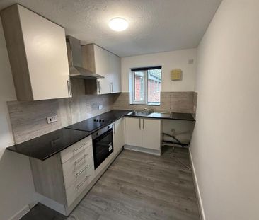 1 bedroom semi-detached house to rent - Photo 6