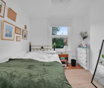 6 bedroom terraced house to rent - Photo 3