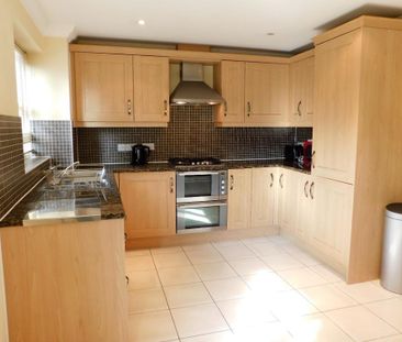 5 bedroom terraced house to rent - Photo 1