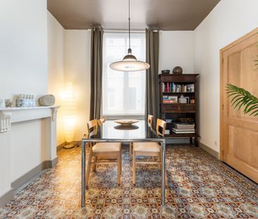 Karaktervolle stadswoning met modern comfort en authentieke ziel - Foto 4