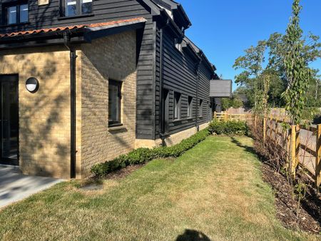 Hudson Close, Cambridge - Photo 3