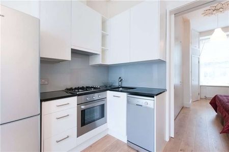 A charming one bedroom property. - Photo 5