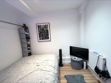 Newbury, Berkshire, RG14 - Photo 5