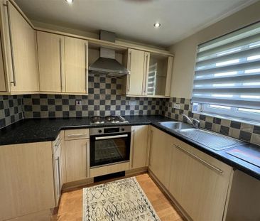 3 bedroom townhouse to rent - Photo 5