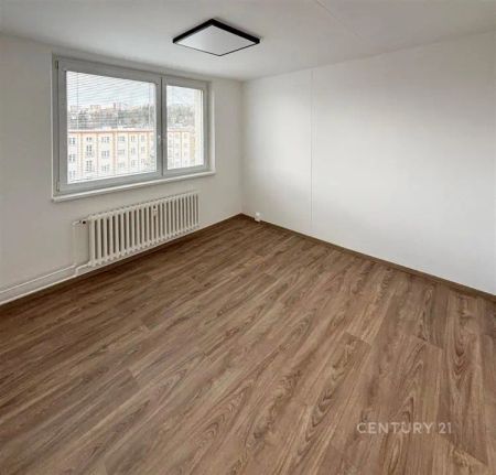 Pronájem bytu 3+1 po rekonstrukci – Zlín, ulice 2. května - Photo 5
