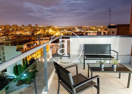 Monthly rental penthouse with 1 bedroom and terrace close to Puerta de Atocha Station - Photo 5