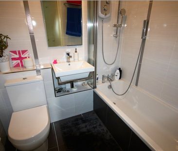 2 bedroom apartment to rent - Photo 3