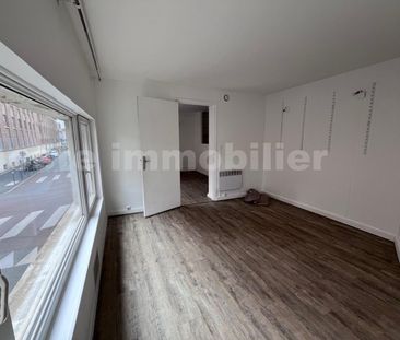 Location Appartement 2 pièces 41m² LILLE 59000 - Photo 5