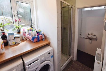 Mixed use to rent - Photo 4