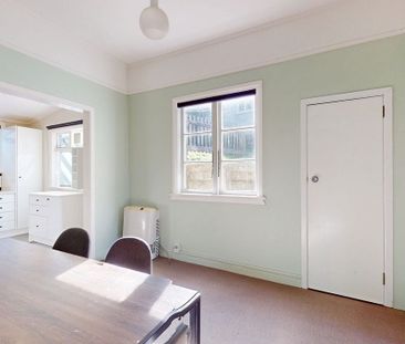 5 Knoll Street, Island Bay - Photo 4