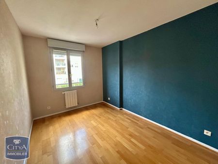 Location Appartement 3 pièces 64m² ST ETIENNE 42000 - Photo 5