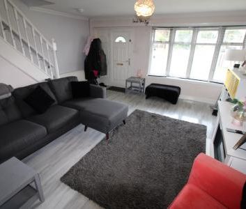 Harrow Drive, Burton Upon Trent, Branston, DE14 - Photo 1