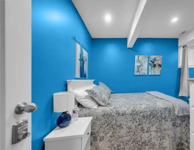 Fully Furnished Walkout Basement Suite on Lake with AC, Dishes, All Set! | Calgary - Photo 1