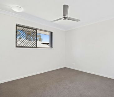 Modern Family Home! - Photo 2