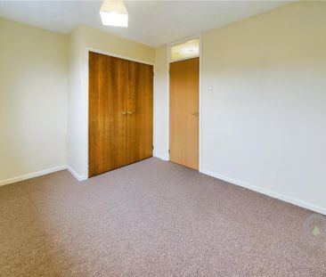 2 bedroom semi-detached house to rent - Photo 4
