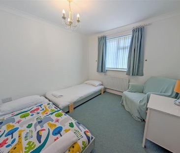 2 bedroom detached bungalow to rent - Photo 6