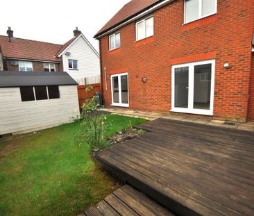 3 bedroom detached house to rent - Photo 2