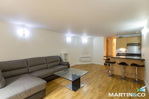 2 bedroom flat to rent - Photo 1